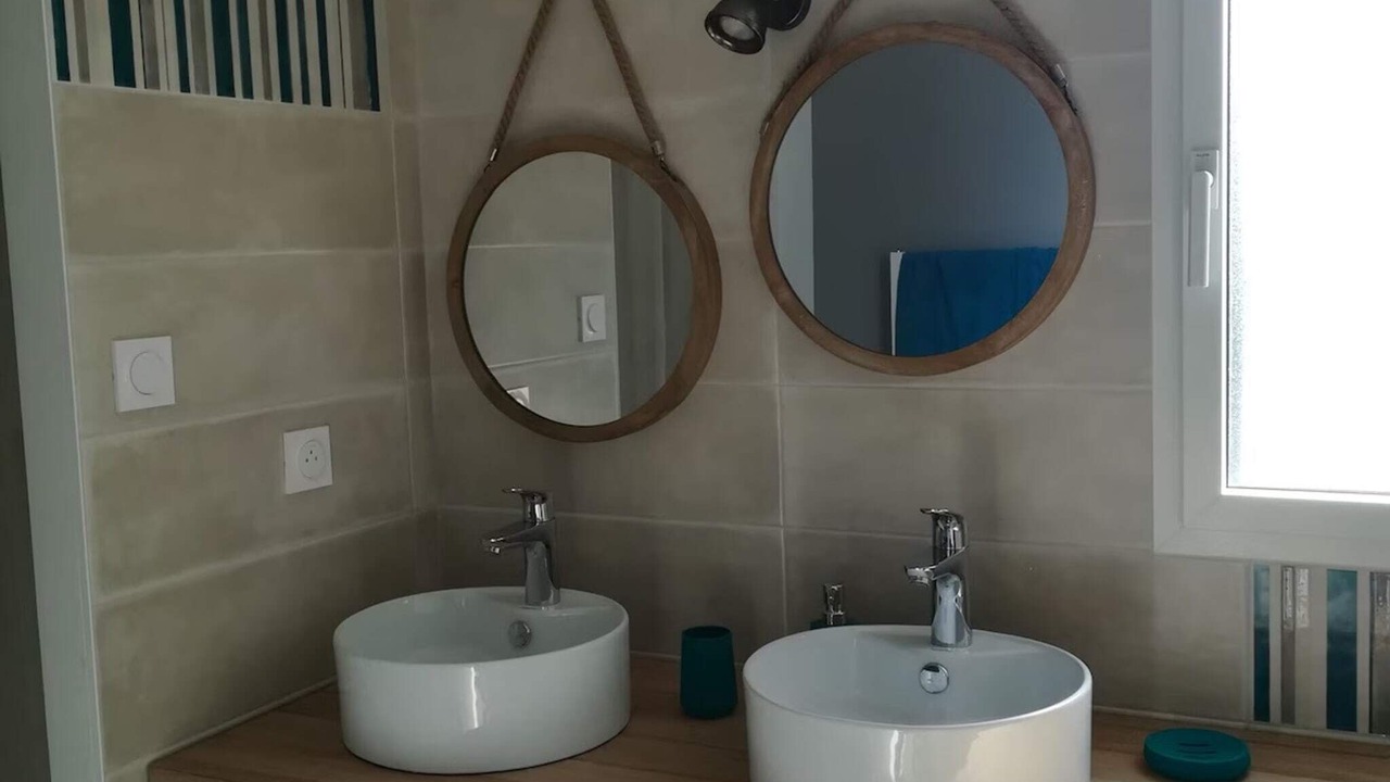 Photo of Bathroom in Saint-Gilles-Croix-de-Vie
