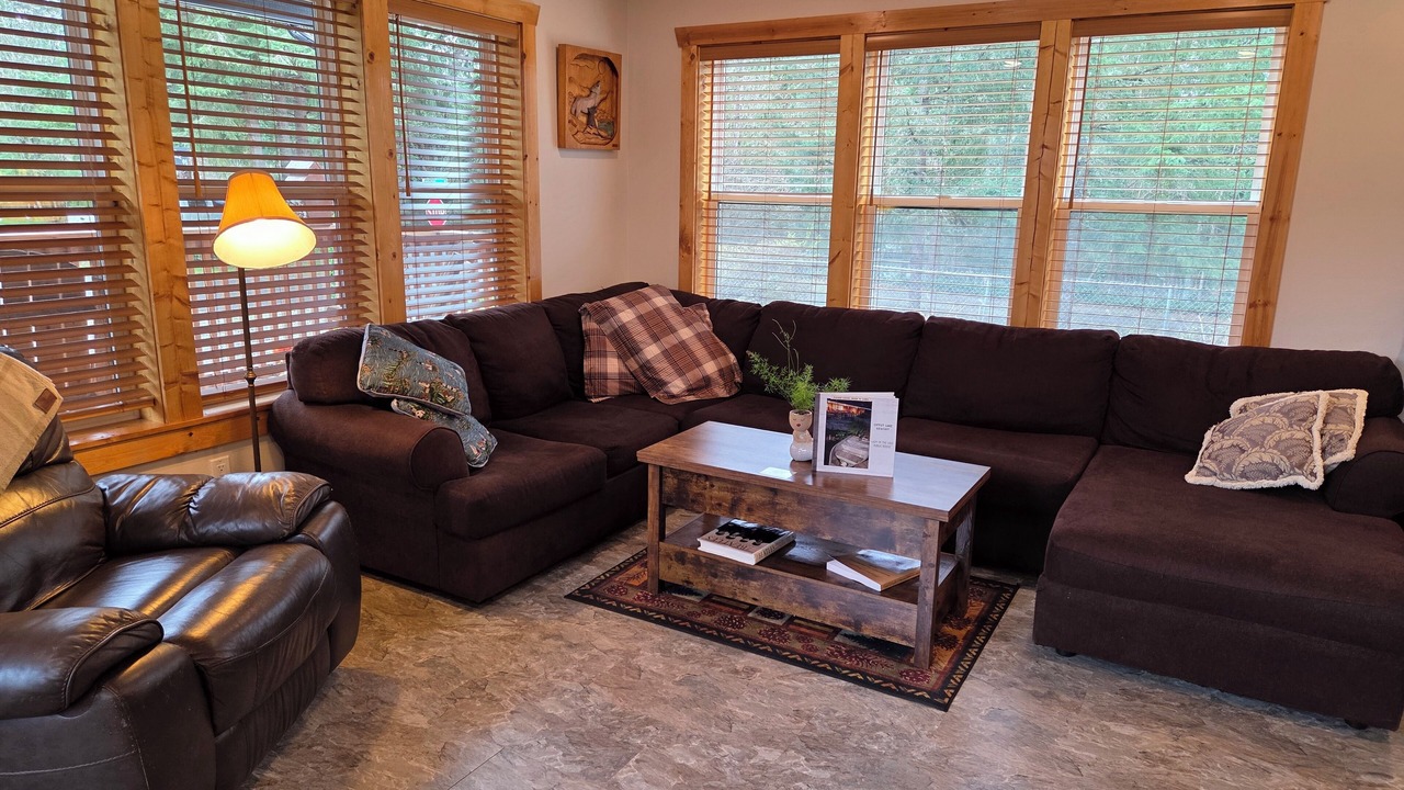 Photo of Livingroom in East Olympia
