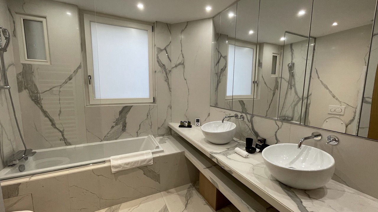 Photo of Bathroom in Les Iles