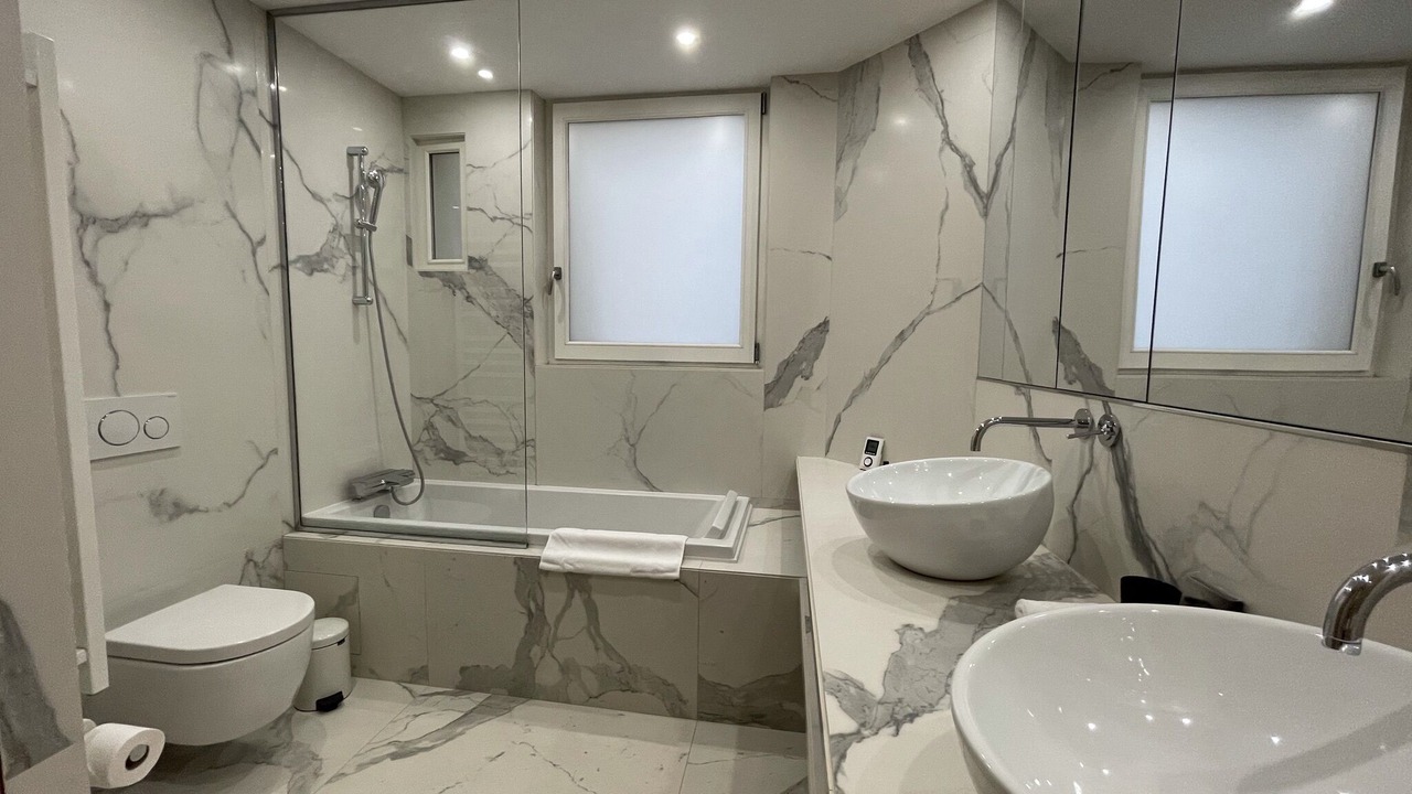 Photo of Bathroom in Les Iles