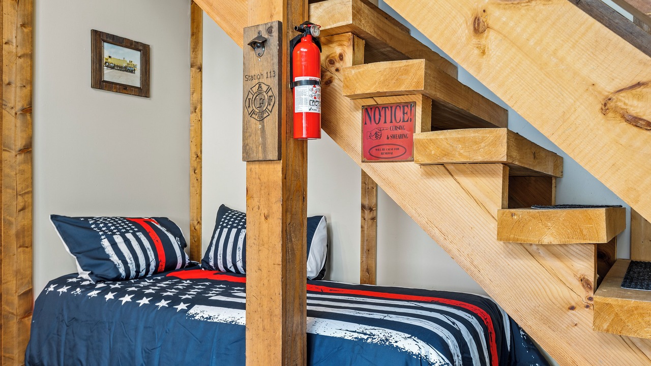 Photo of Bedroom in Knoxville
