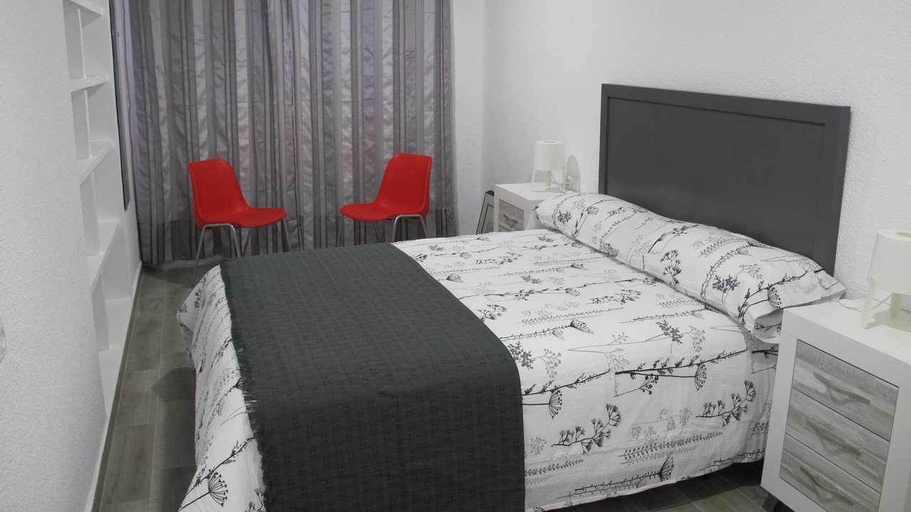 Photo of Bedroom in Alicante City Centre