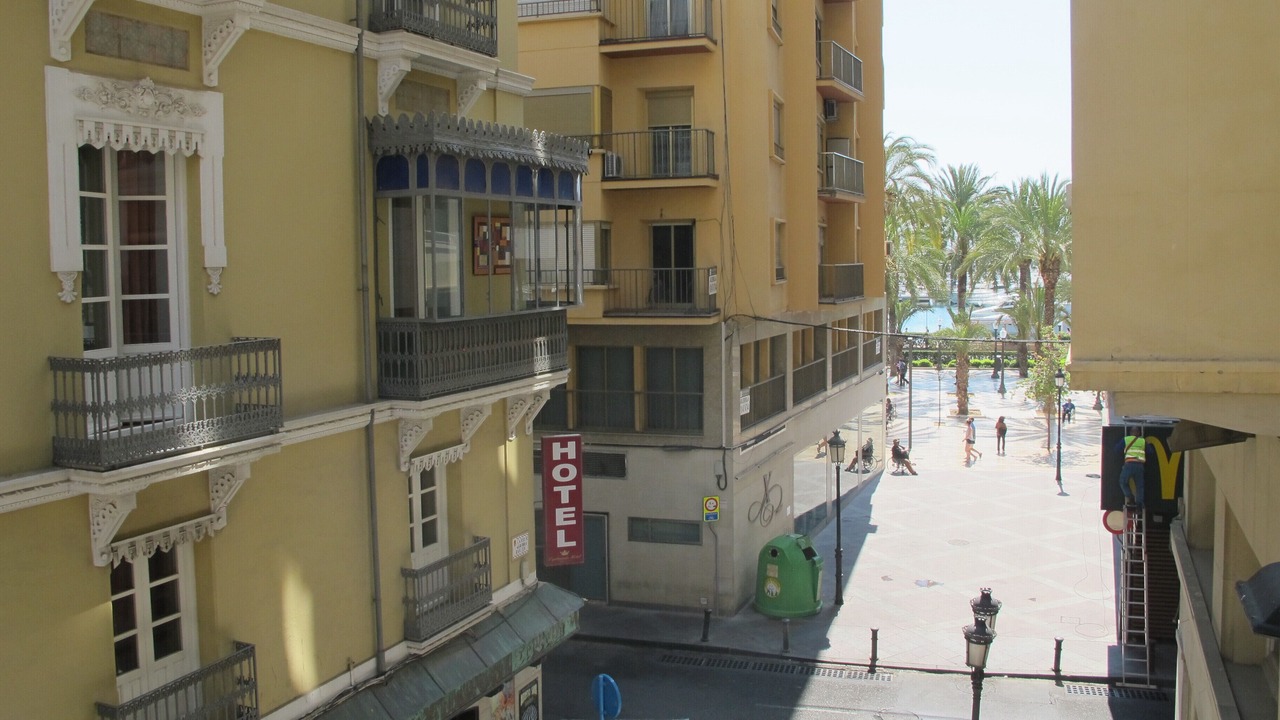 Photo of Patio Balcony in Alicante City Centre