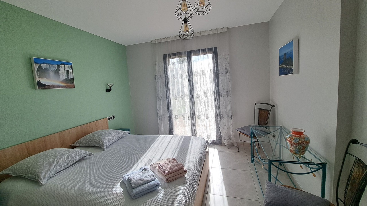 Photo of Bedroom in Chatuzange-le-Goubet