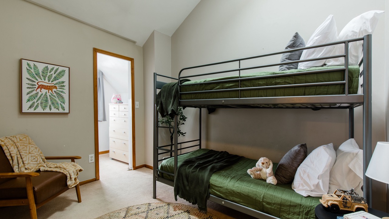 Photo of Bedroom in Fox Lake