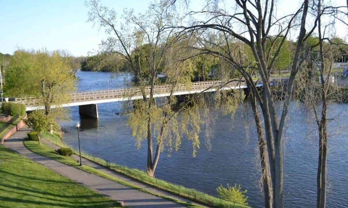Photo of Outdoor in Niles