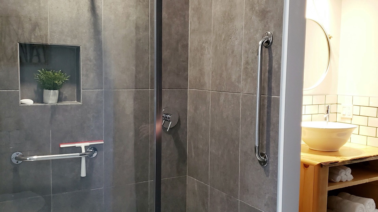 Photo of Bathroom in Saint Come