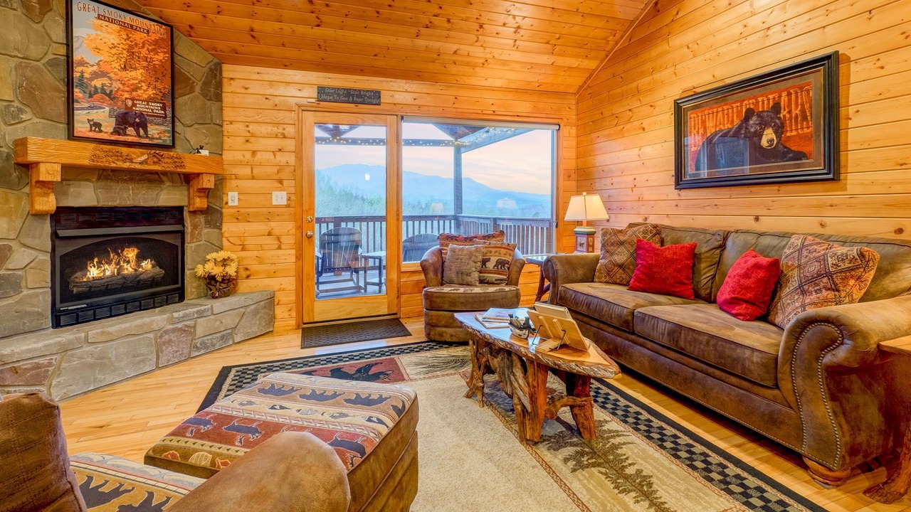 Photo of Livingroom in Pittman Center