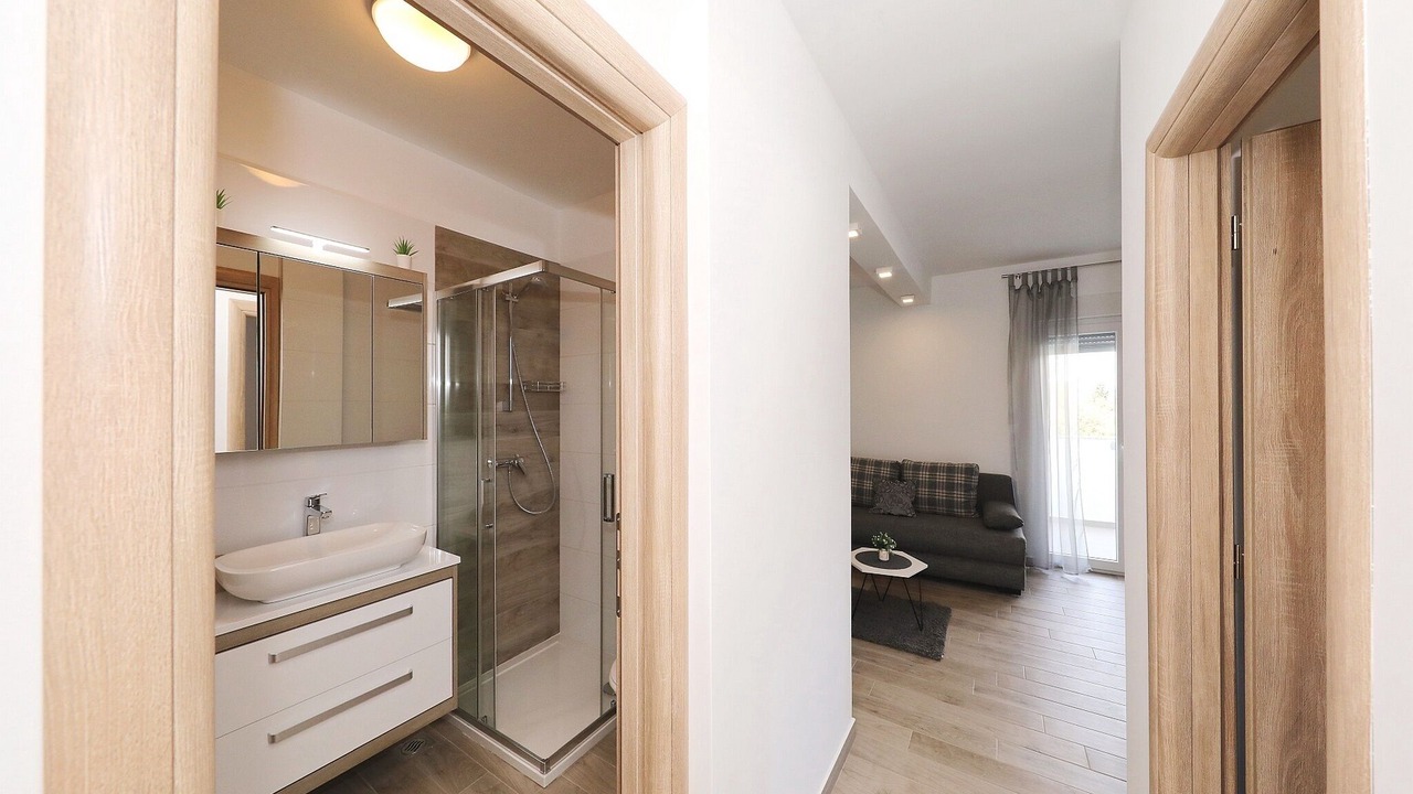 Photo of Bathroom in Seline