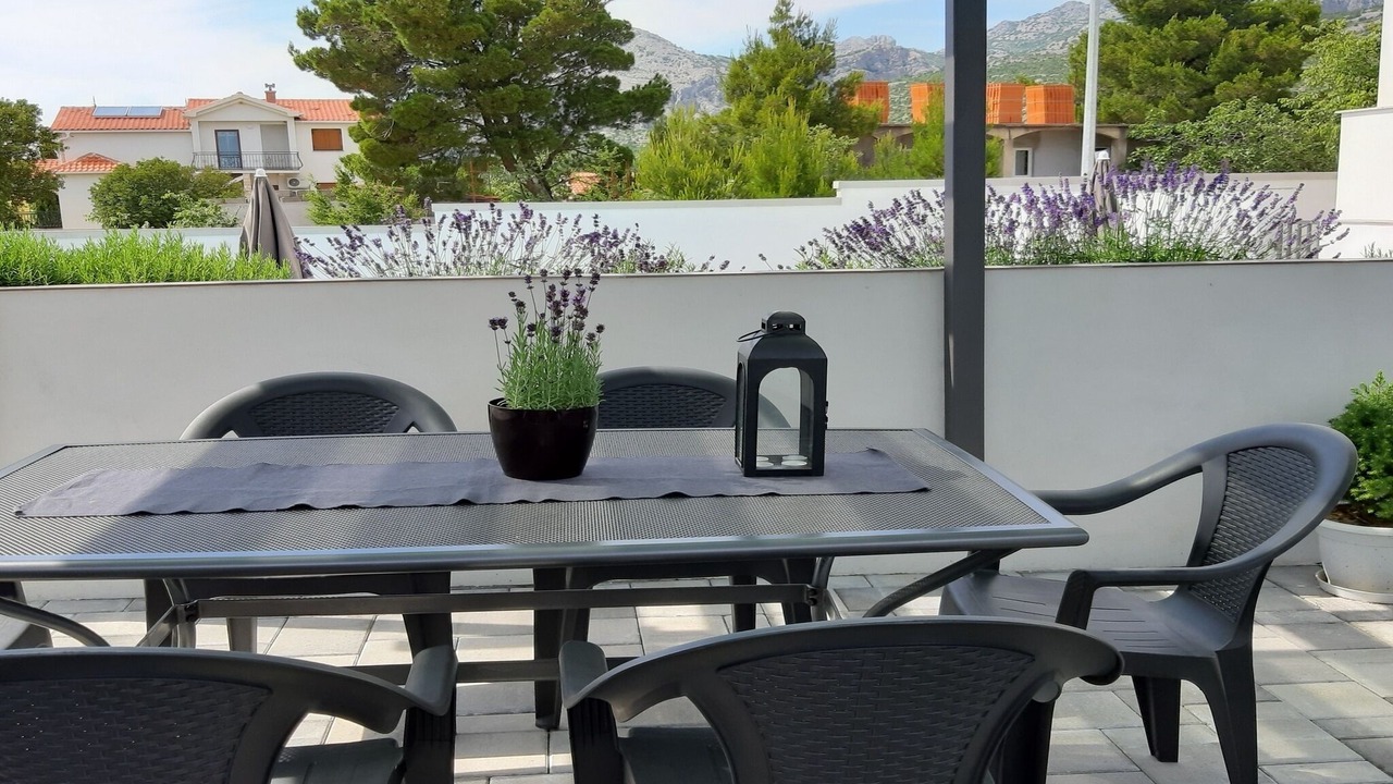 Photo of Outdoor in Seline