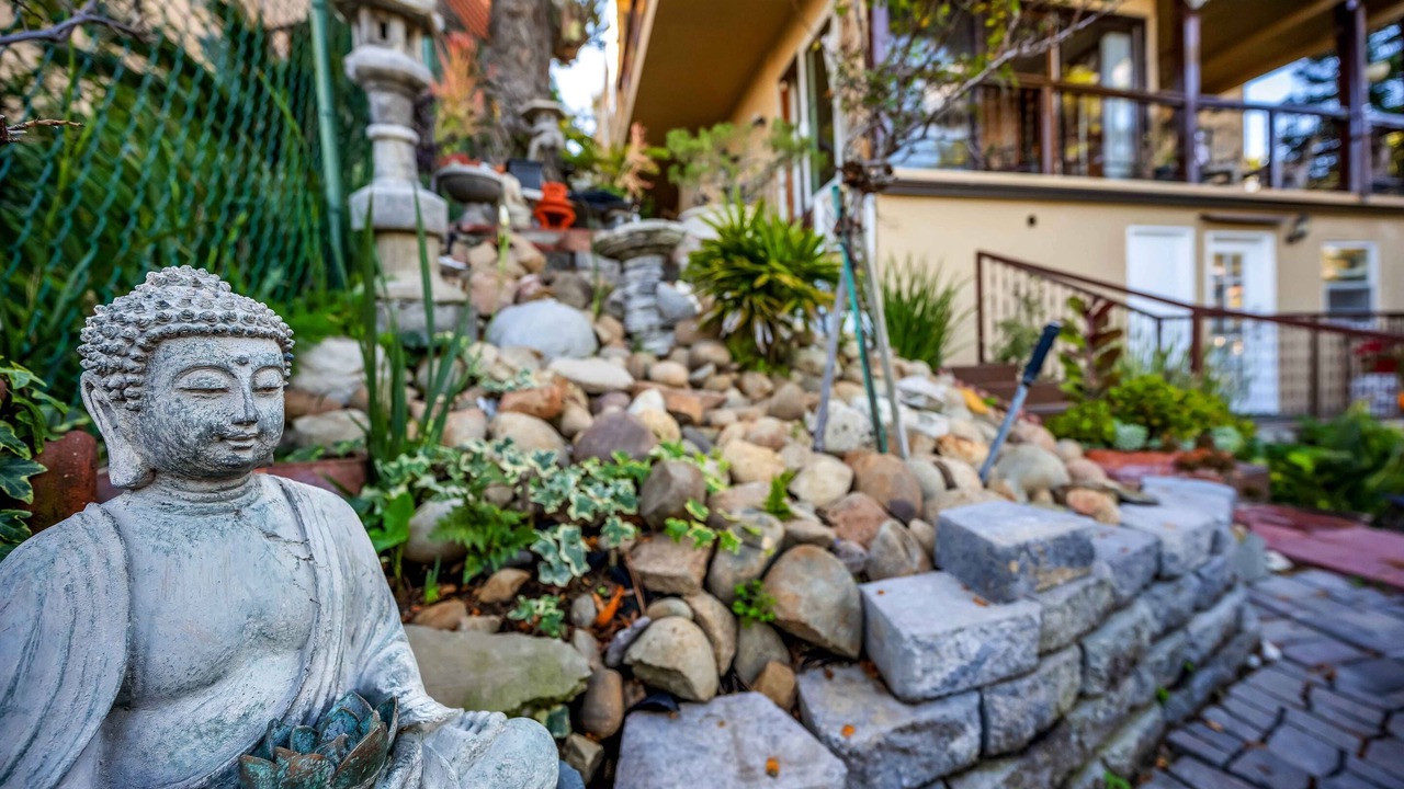 Photo of Patio Balcony in Hollywoodland