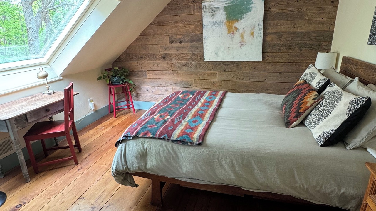 Photo of Bedroom in South Eliot
