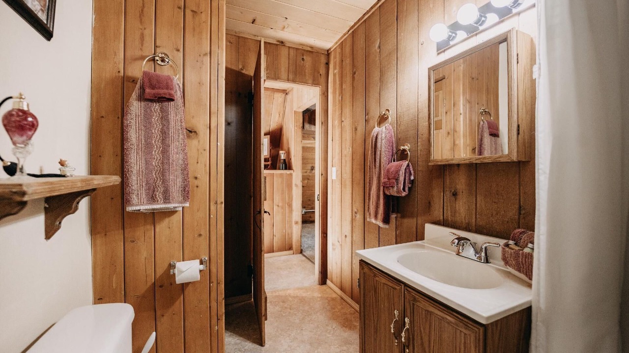 Photo of Bathroom in Maple Falls