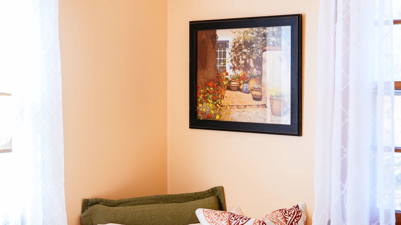 Photo of Bedroom in Knoxville