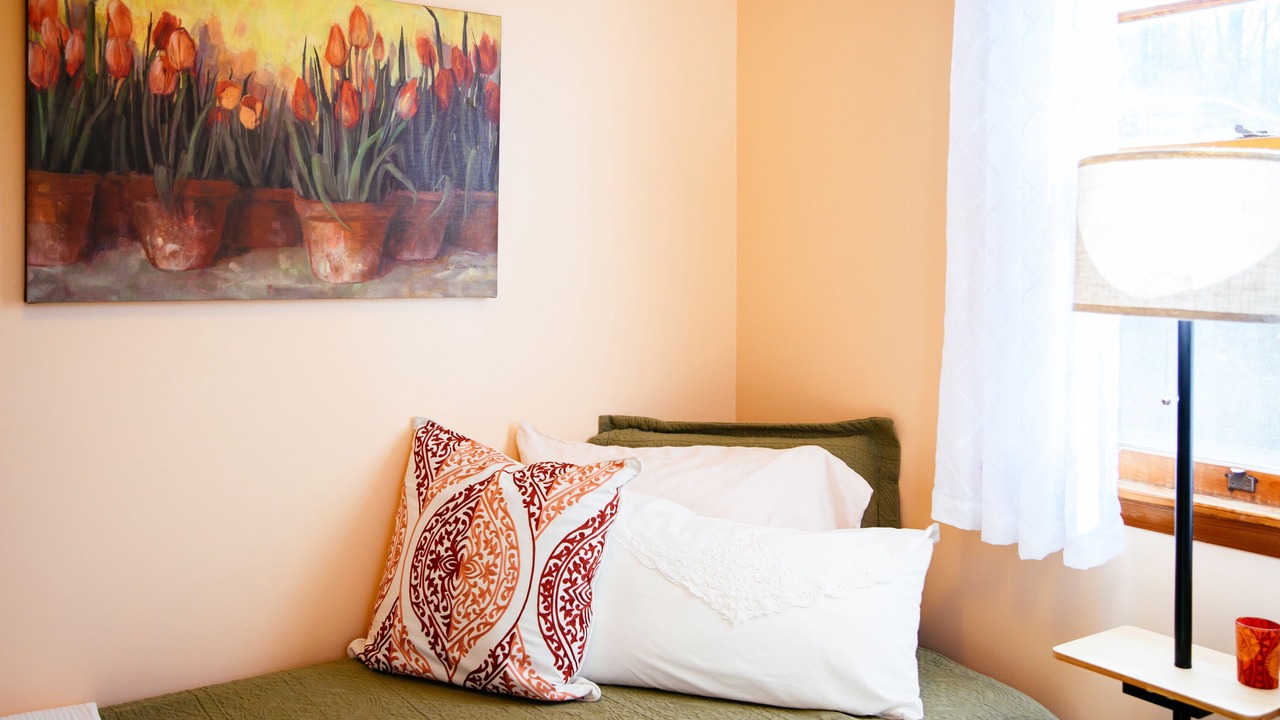 Photo of Livingroom in Knoxville