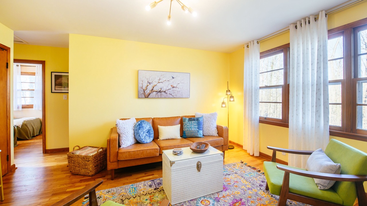 Photo of Livingroom in Knoxville