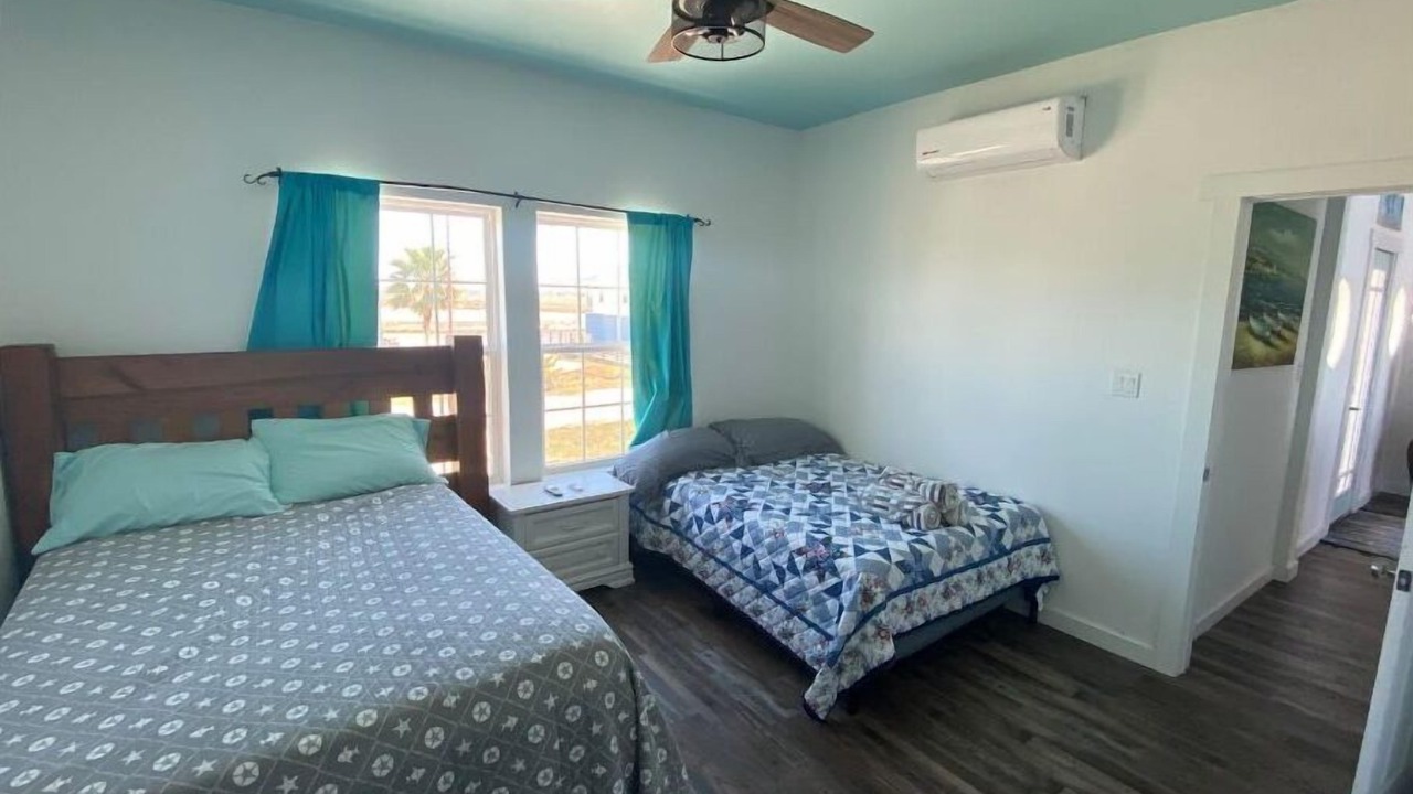 Photo of Bedroom in Rockport
