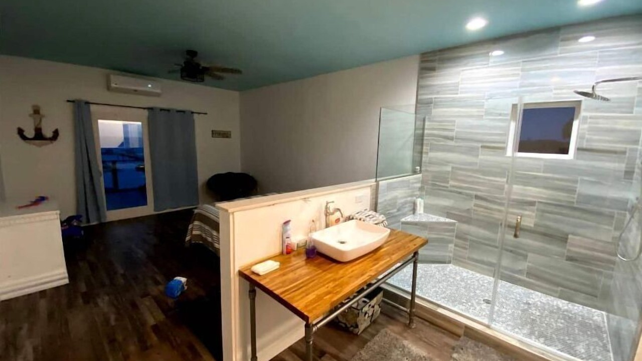 Photo of Bathroom in Rockport