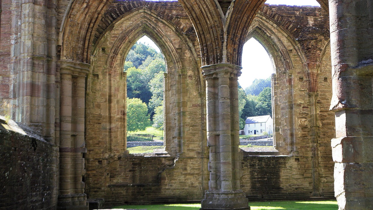Photo of Others in Tintern