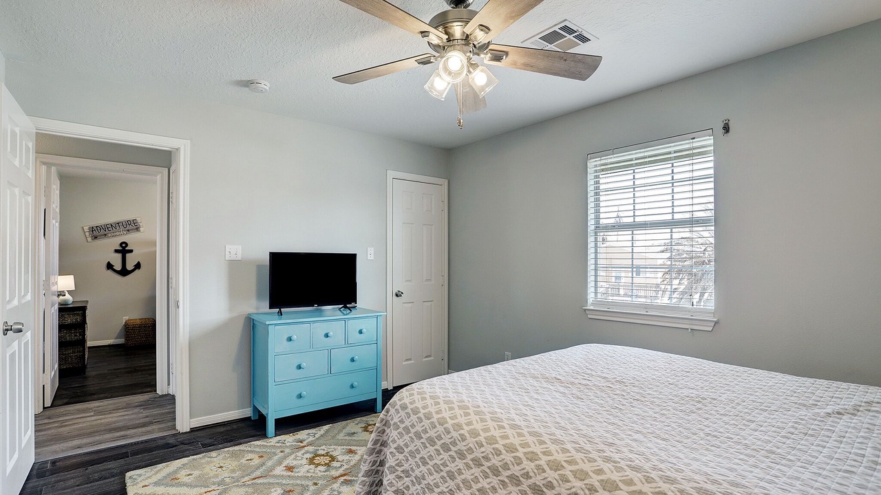 Photo of Bedroom in Jamaica Beach