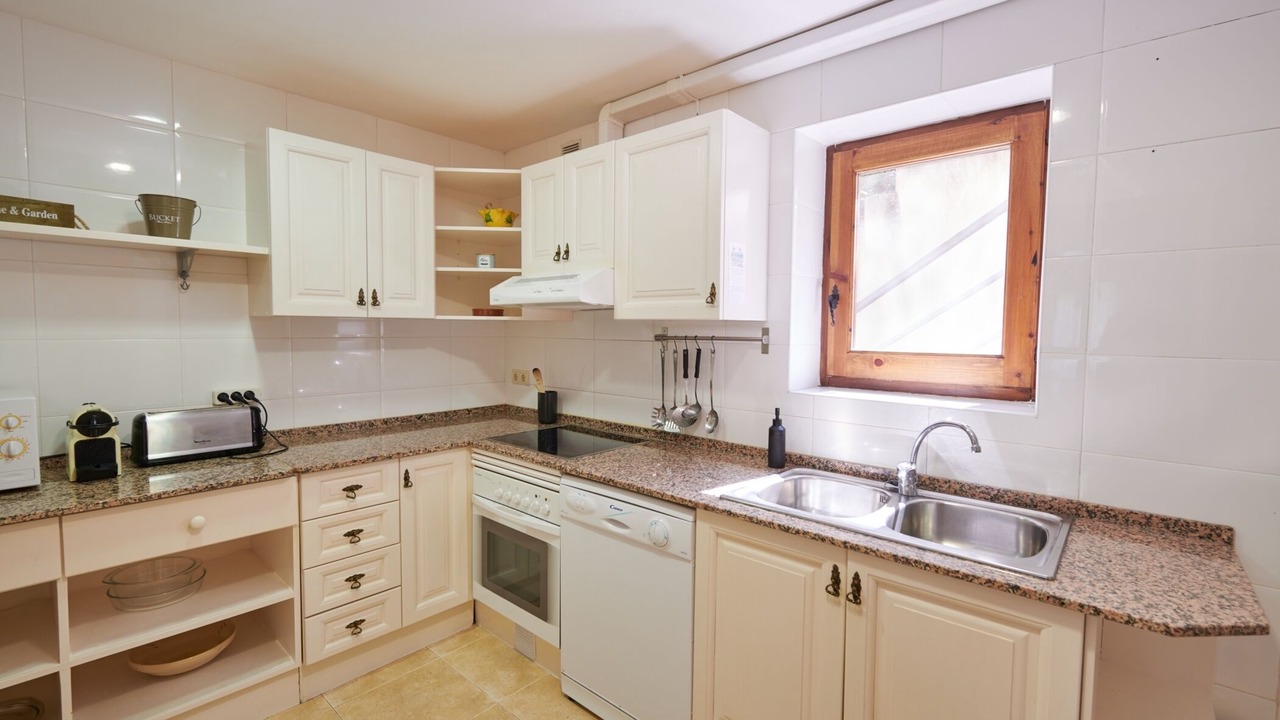 Photo of Kitchen in Pi