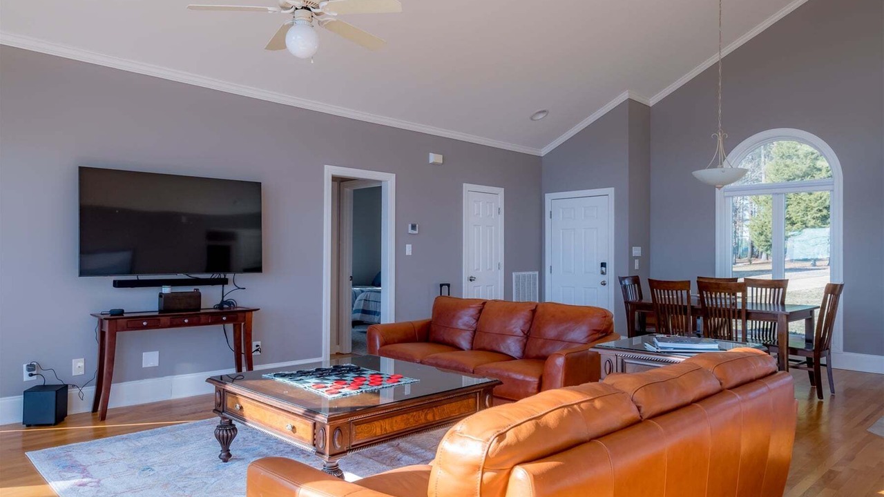 Photo of Livingroom in Henrico