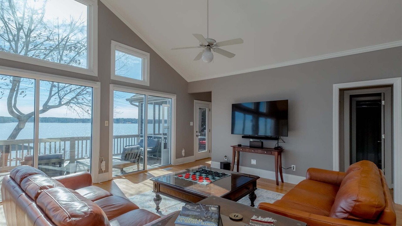 Photo of Livingroom in Henrico
