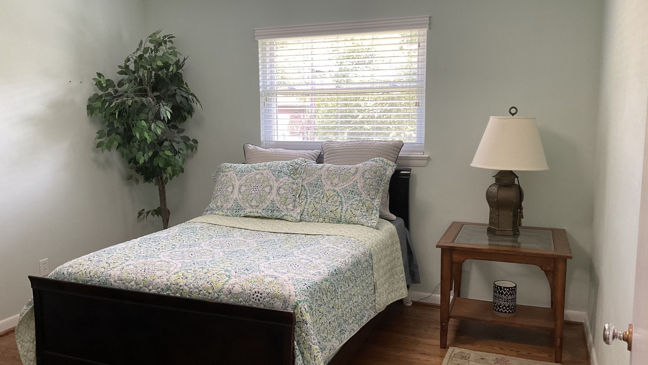 Photo of Bedroom in Lupton City