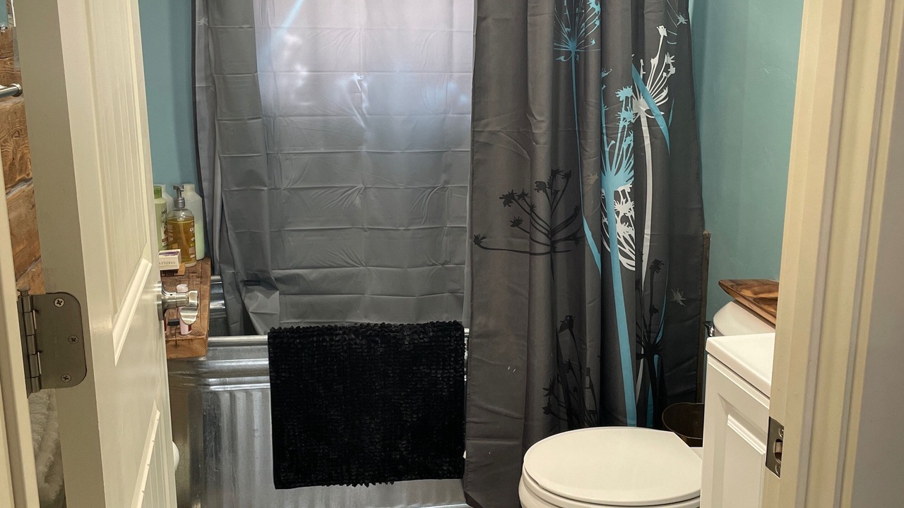 Photo of Bathroom in Challis