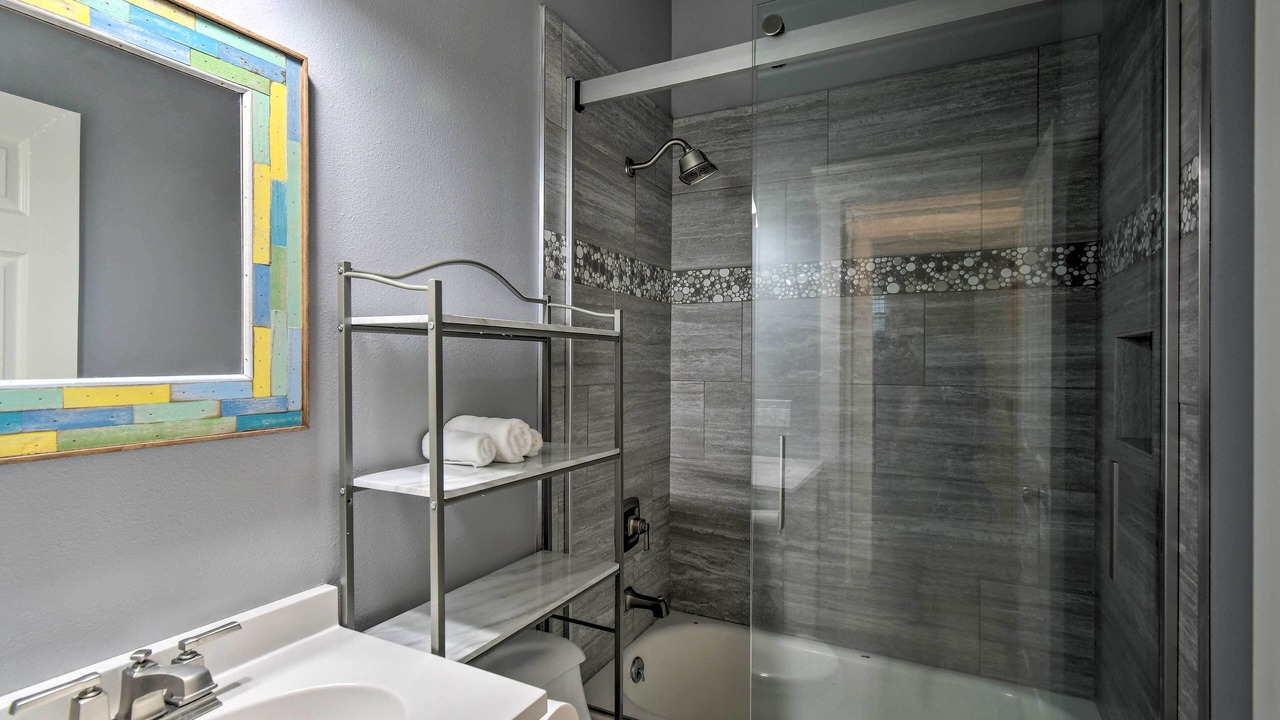 Photo of Bathroom in Allyn-Grapeview