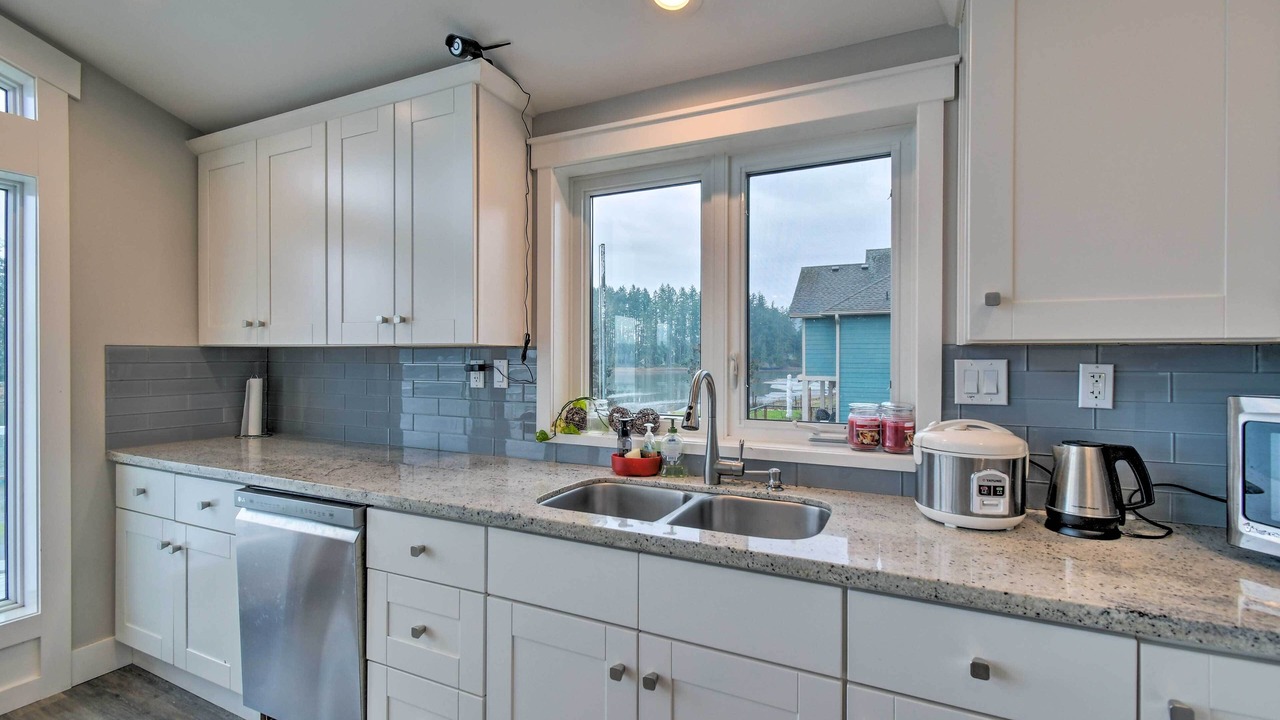 Photo of Others in Allyn-Grapeview