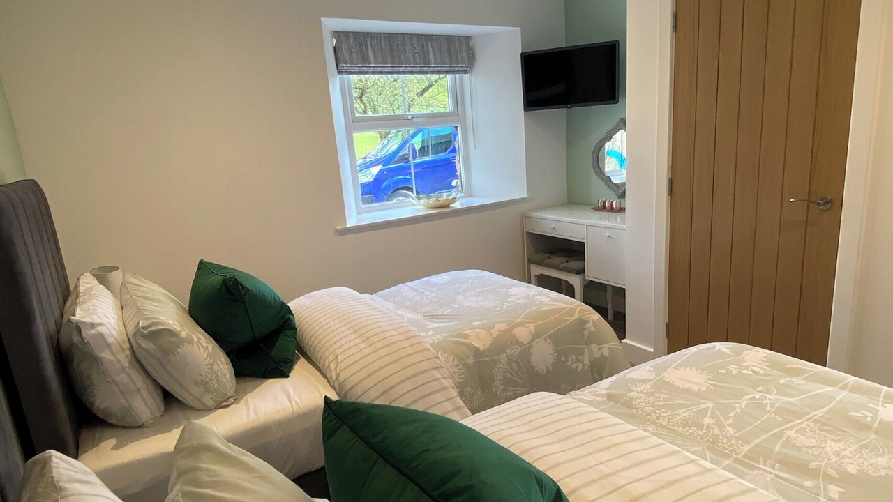 Photo of Others in Brough