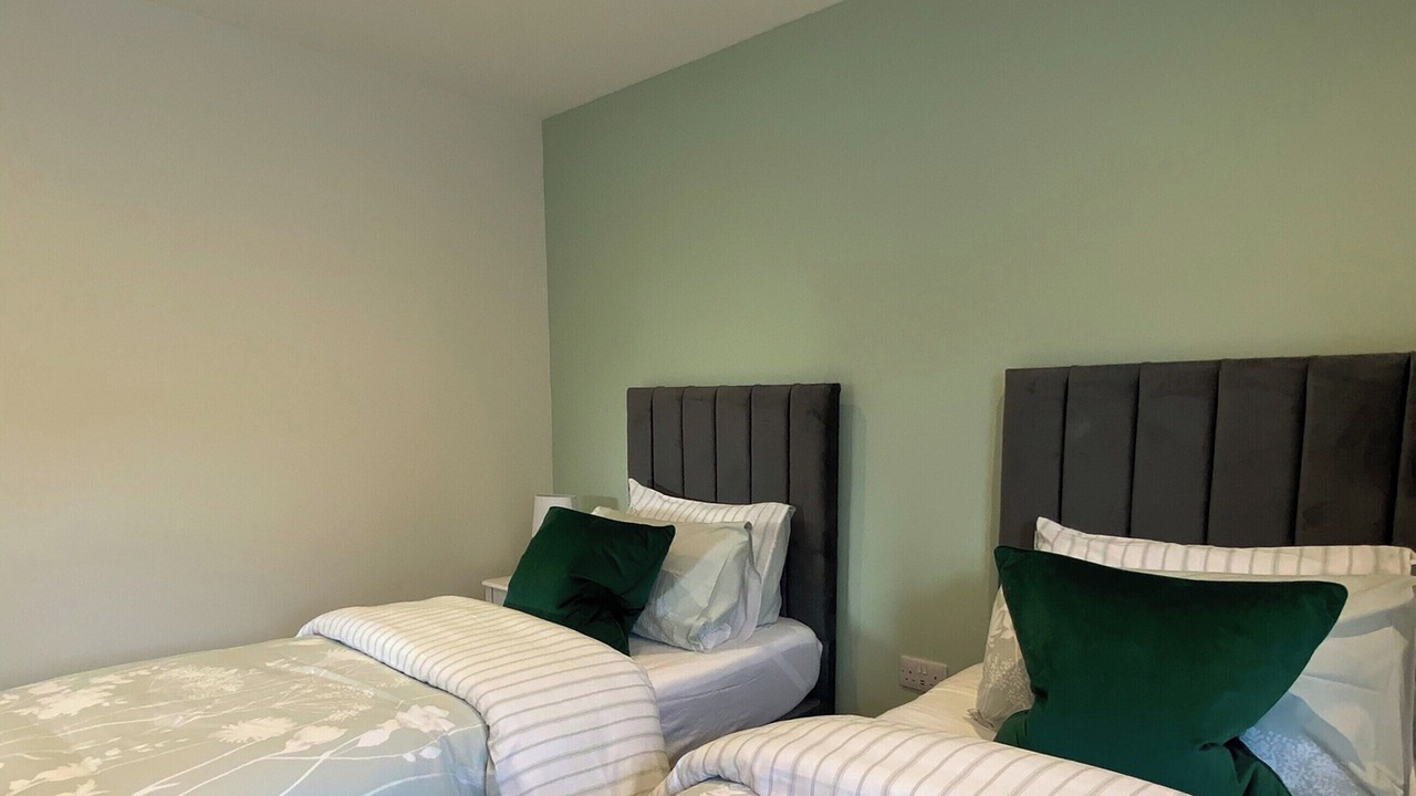 Photo of Others in Brough