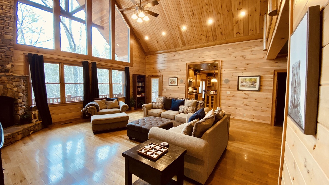 Photo of Livingroom in Blue Ridge
