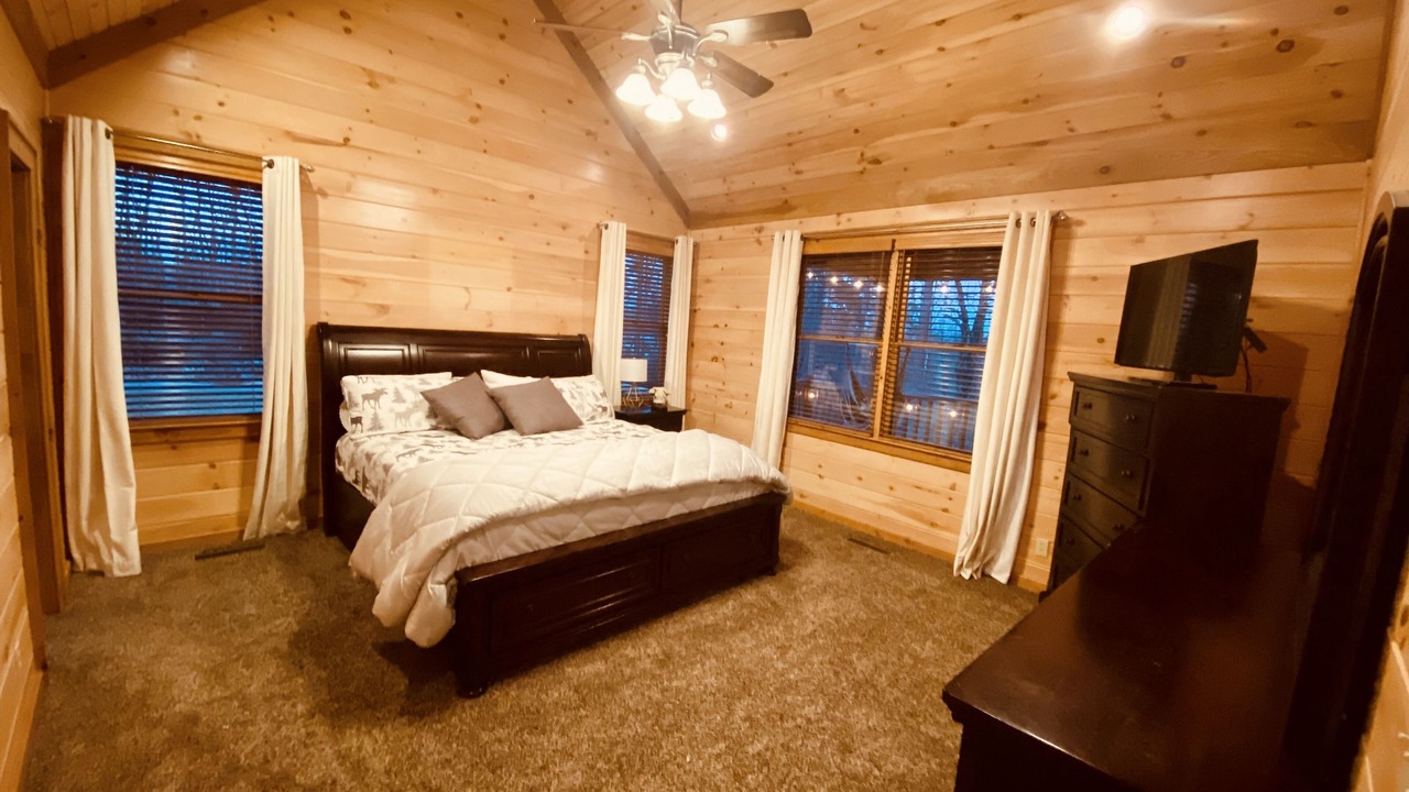 Photo of Bedroom in Blue Ridge