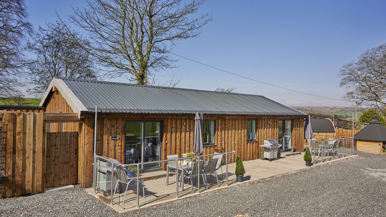 Photo of Others in Natland