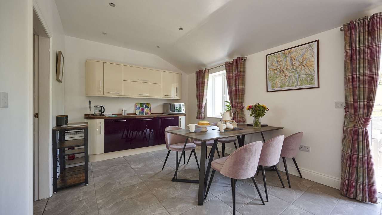 Photo of Others in Natland