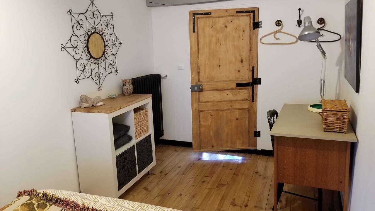 Photo of Bedroom in Meursault