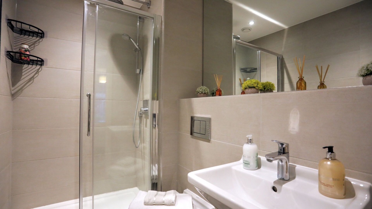 Photo of Bathroom in Brent