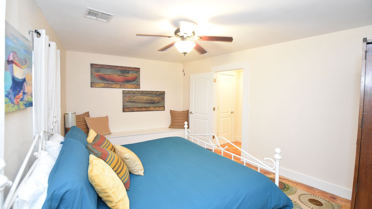 Photo of Bedroom in Whitney