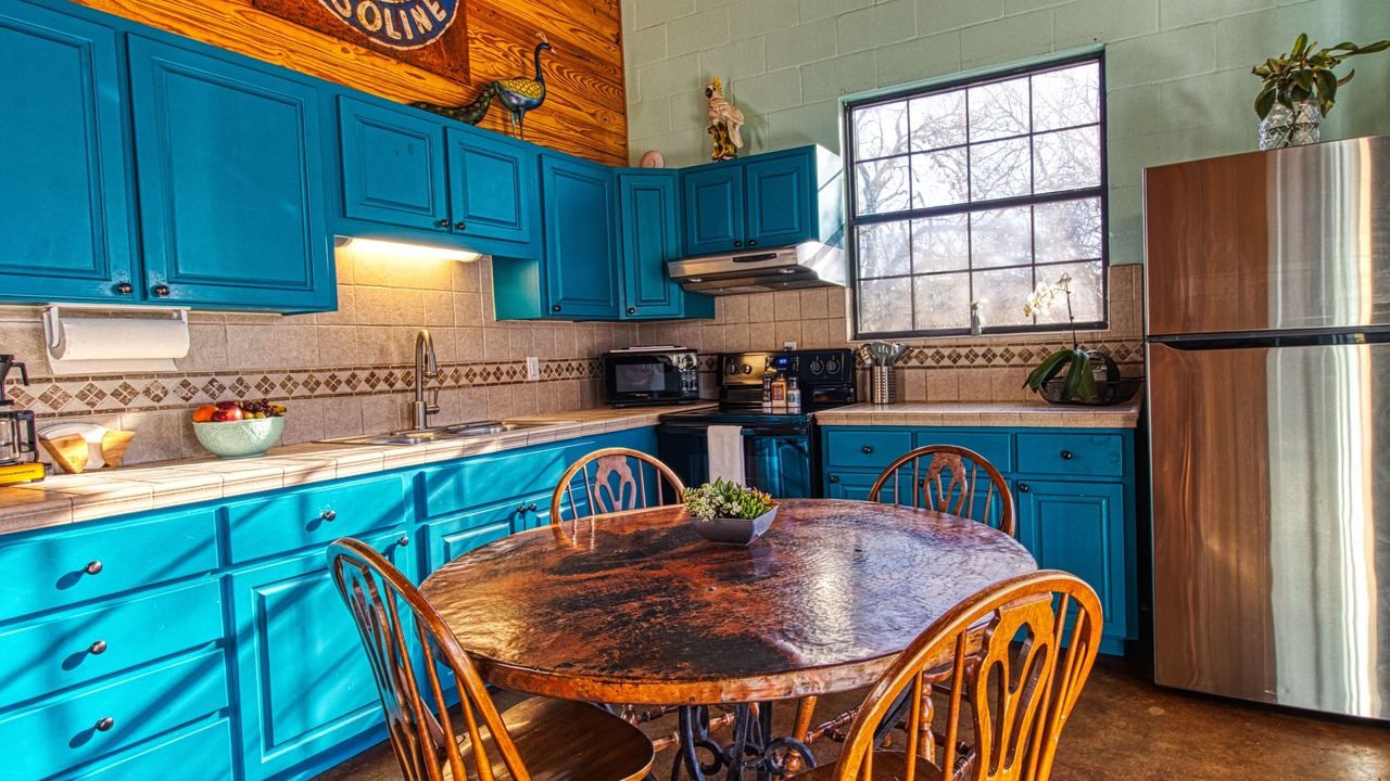 Photo of Kitchen in Leakey