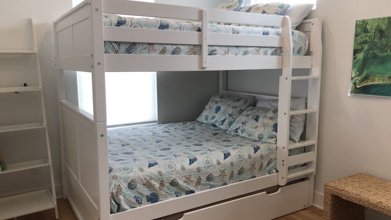 Photo of Bedroom in Gulf Palms