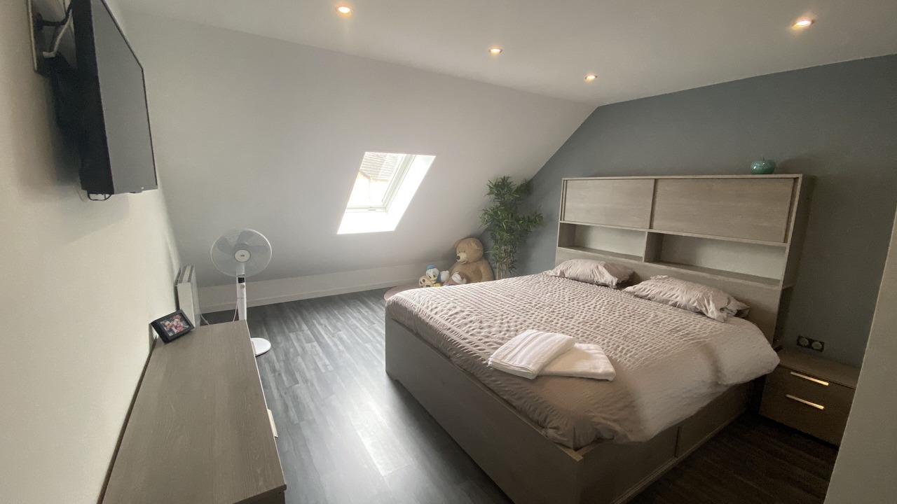 Photo of Bedroom in Roissy-en-Brie