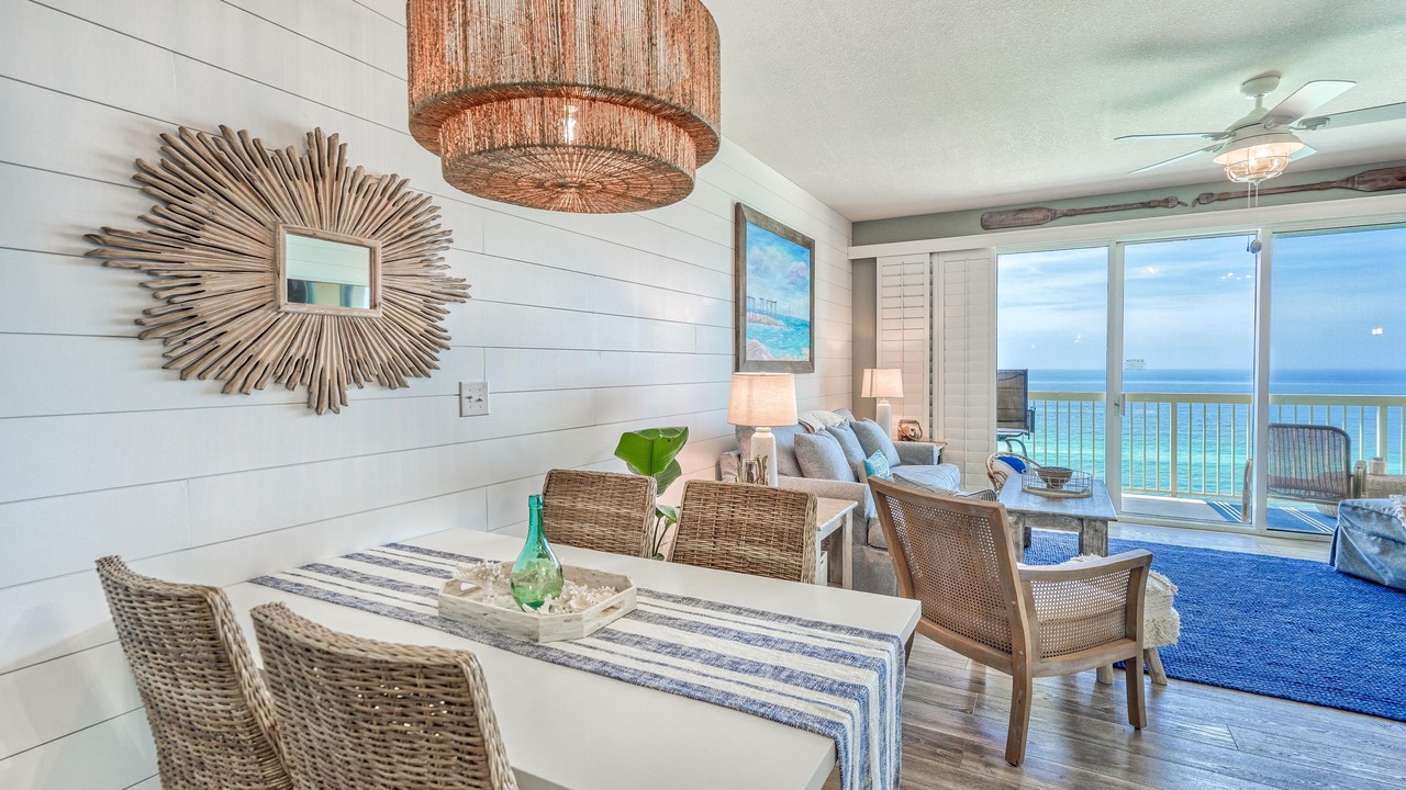 Photo of Livingroom in Miramar Beach