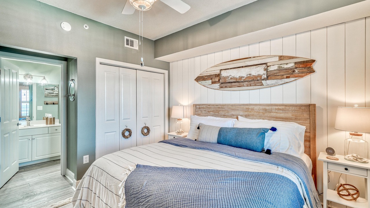 Photo of Bedroom in Miramar Beach