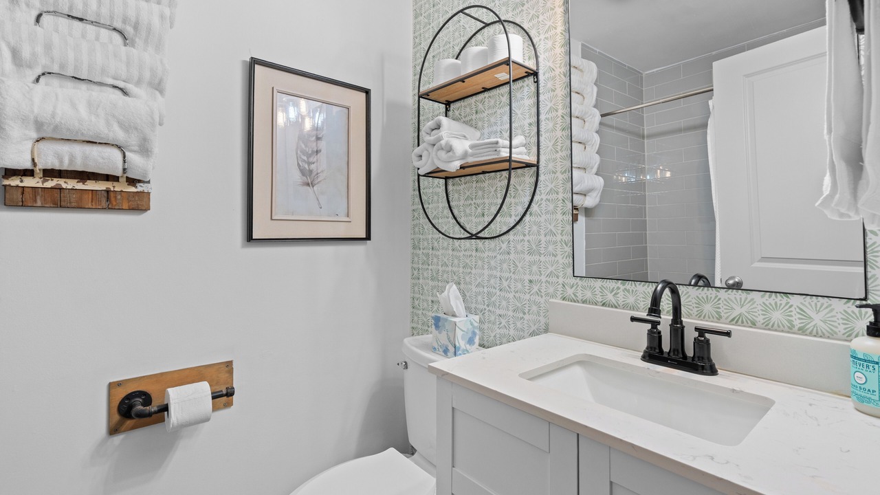 Photo of Bathroom in Historic Edgefield