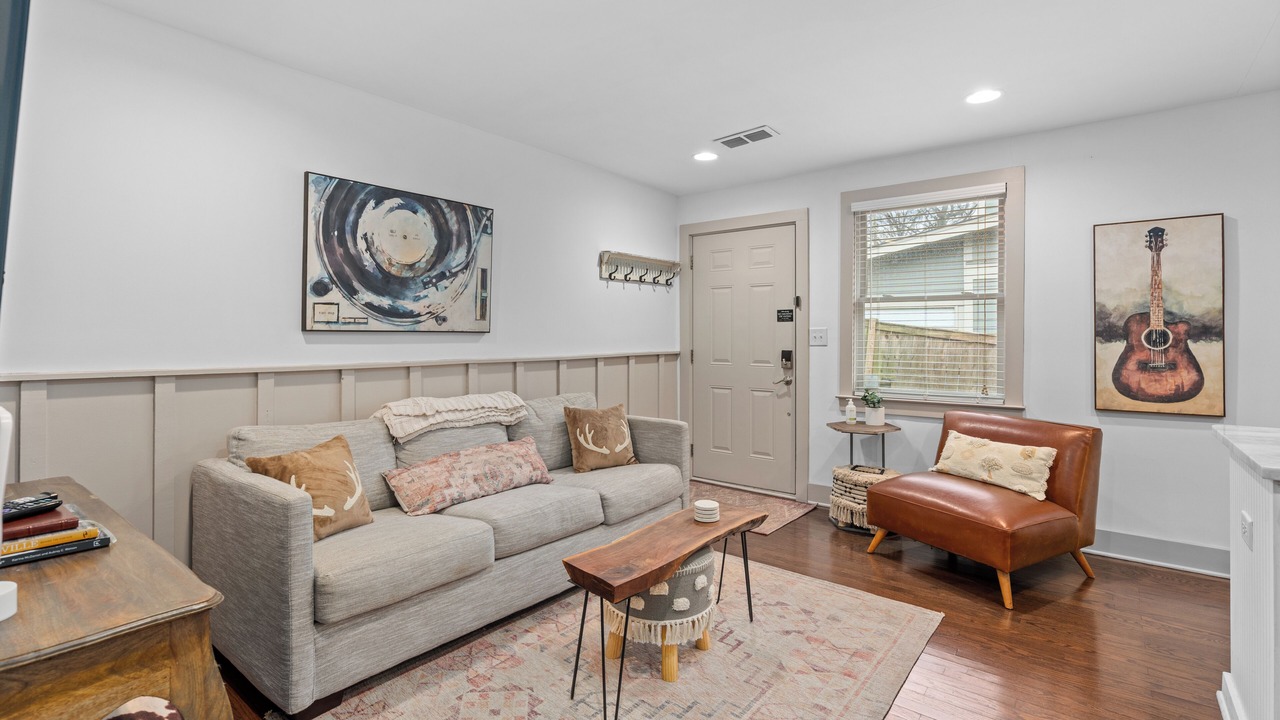 Photo of Livingroom in Historic Edgefield