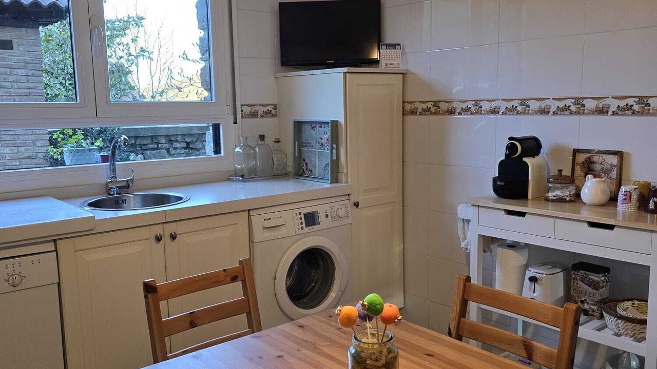 Photo of Kitchen in Laguna de Cameros