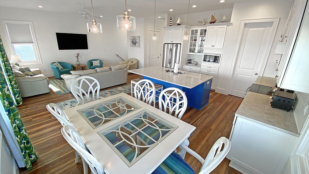 Photo of Bedroom in Atlantic Beach