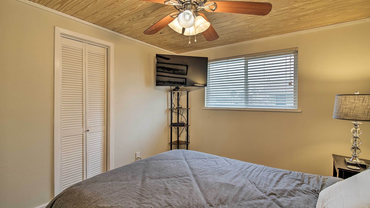 Photo of Bedroom in Rockport
